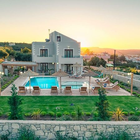 Ivoni Villa, An Iconic Summer Retreat, By Thinkvilla Perama  Екстериор снимка