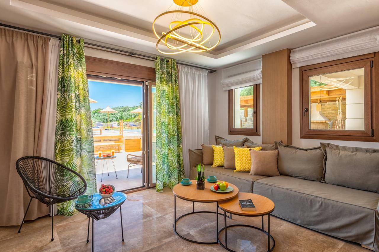 Ivoni Villa, An Iconic Summer Retreat, By Thinkvilla Perama  Екстериор снимка