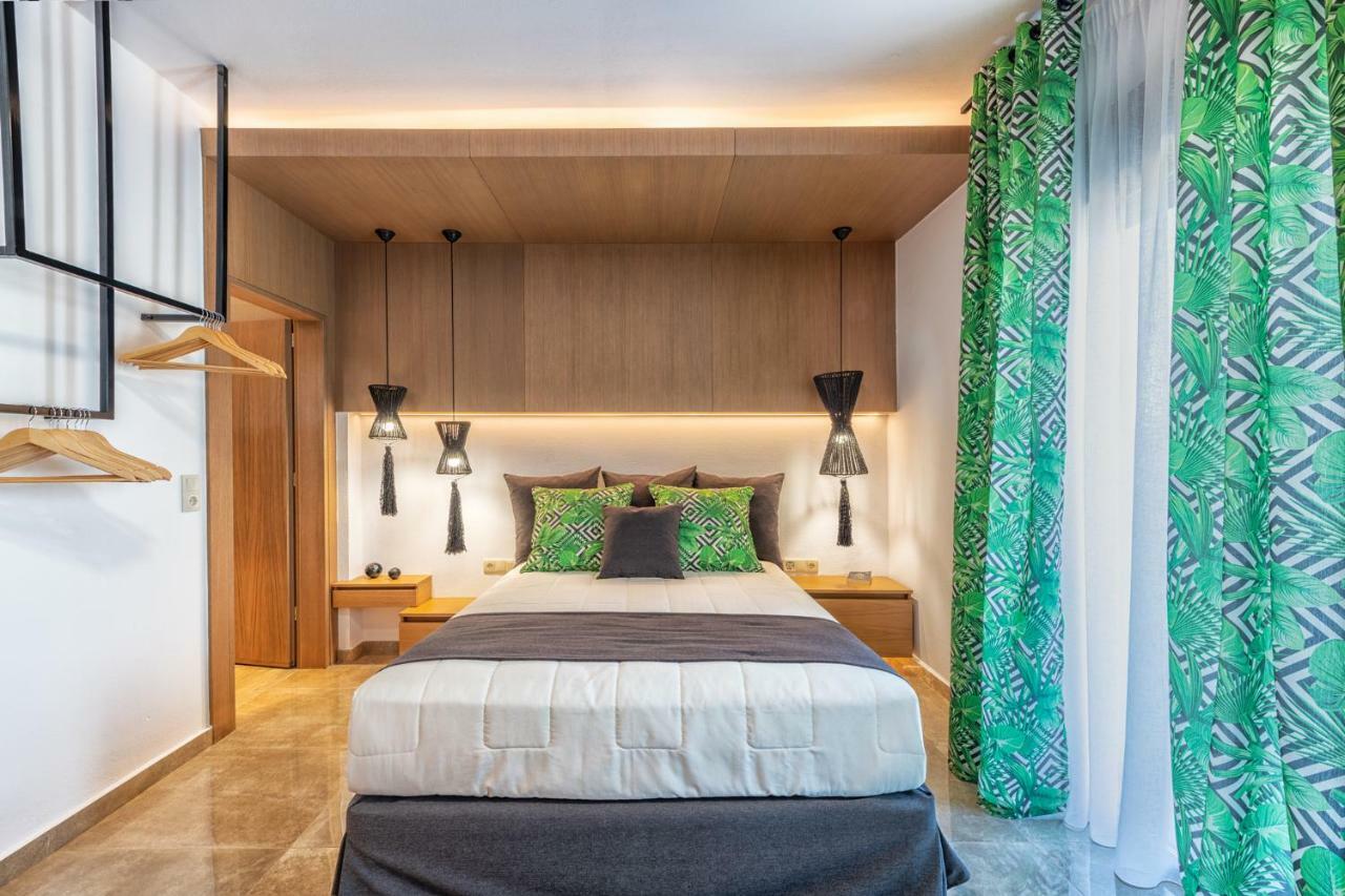 Ivoni Villa, An Iconic Summer Retreat, By Thinkvilla Perama  Екстериор снимка