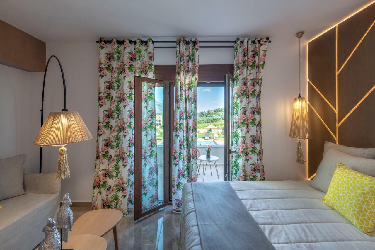Ivoni Villa, An Iconic Summer Retreat, By Thinkvilla Perama  Екстериор снимка